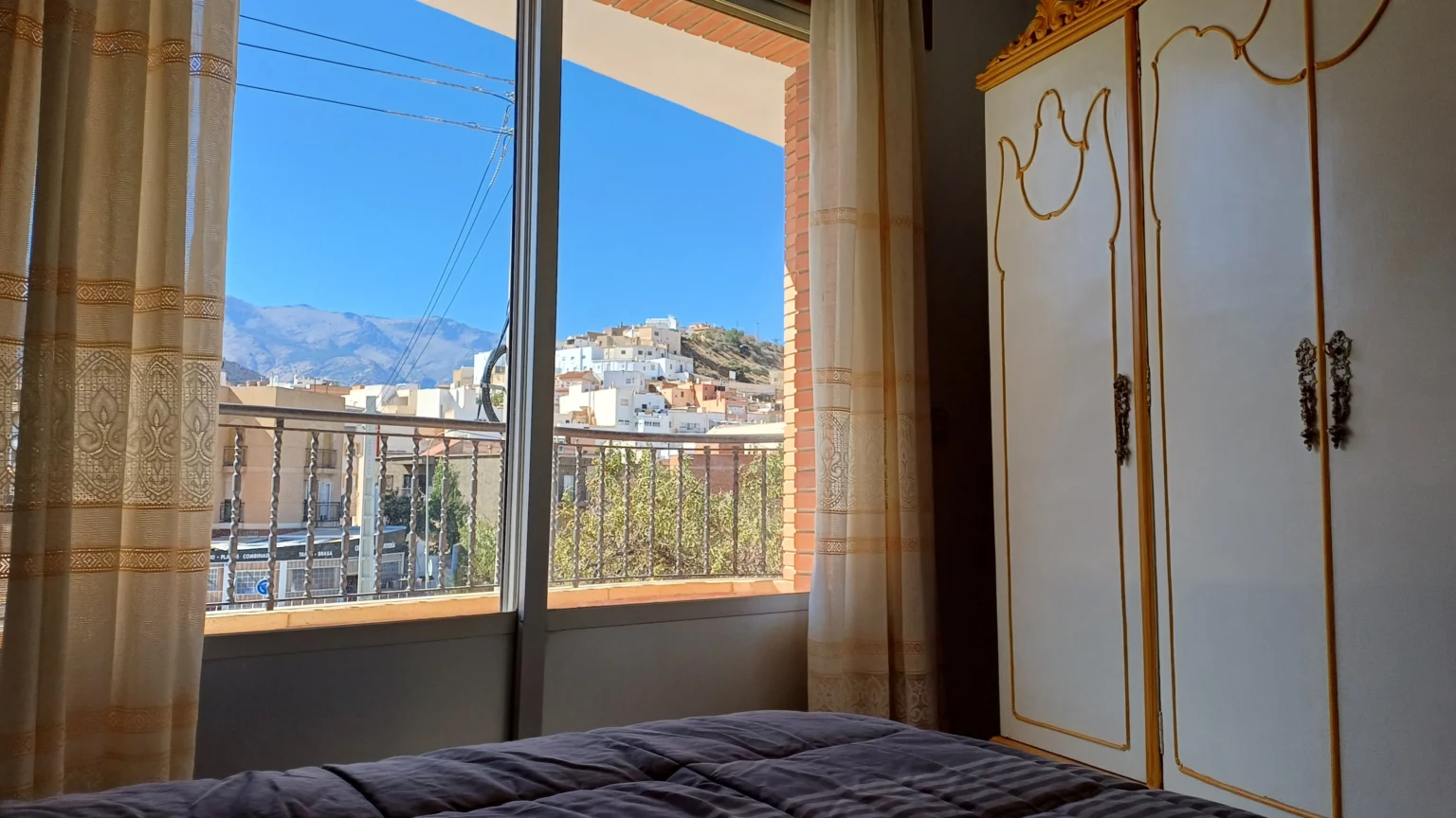 casa rural con vistas a la sierra en almeria